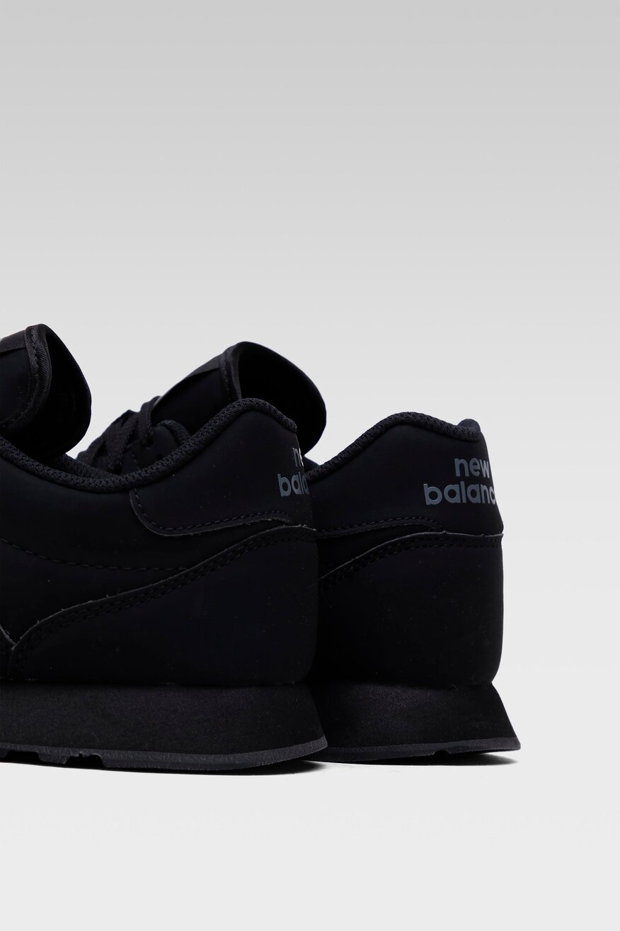 New Balance - Obuwie sportowe czarne sznurowane - 5903698850238